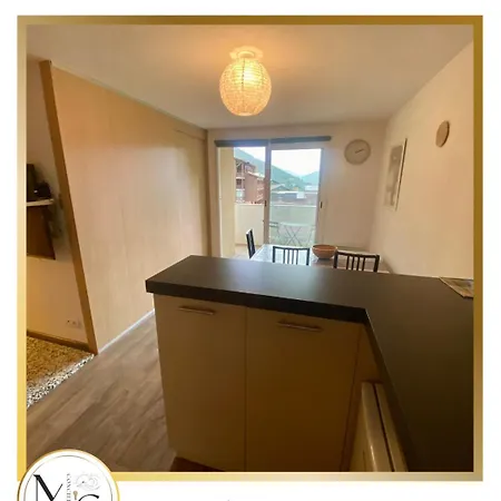 Apartmán T2, Proche Pistes, Piscine Chauffee, Hammam