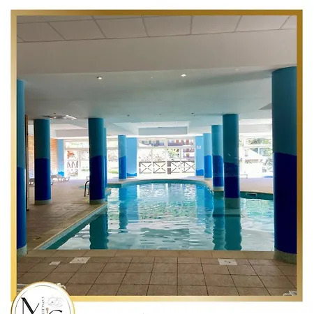 Apartmán T2, Proche Pistes, Piscine Chauffee, Hammam